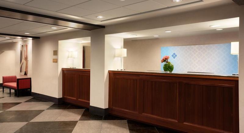Отель Wyndham Boston Beacon Hill Экстерьер фото